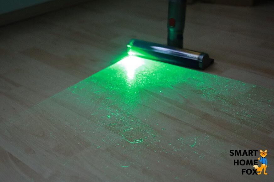 L'accessoire Slim Laser Fluffy du Dyson V15