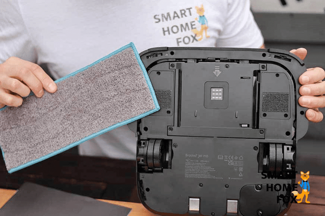 IRobot Braava Jet M6 - Robot Laveur De Sol Avec Lingettes Et Liquide | Nettoyage Intelligent